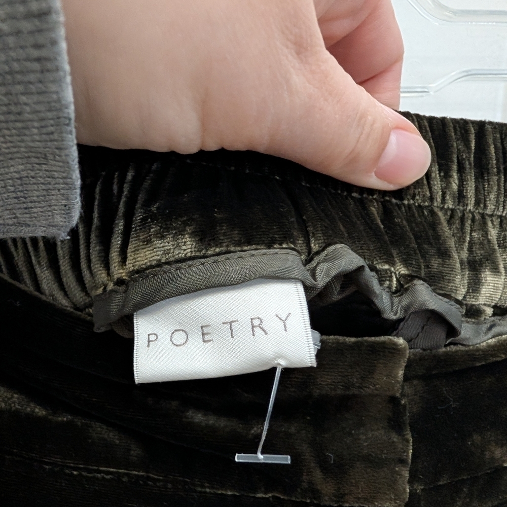 Poetry Velvet Green Cropped Pants - Picture 2 of 3